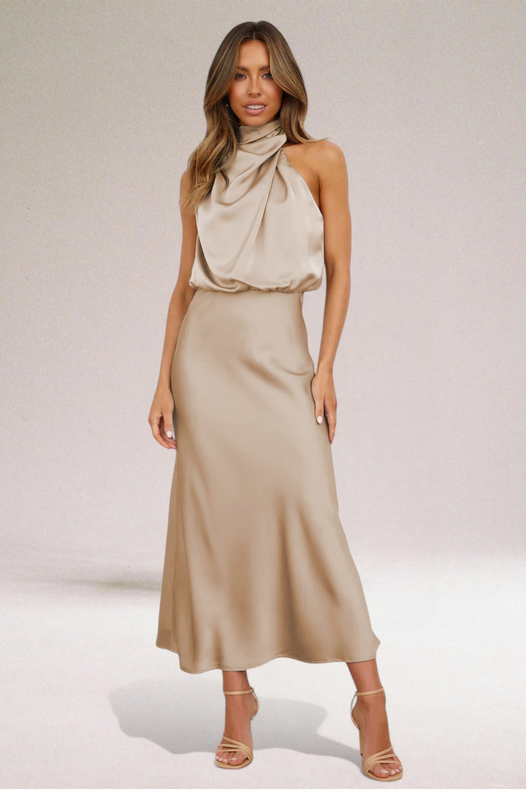 Flavia | Robe Glamour en Satin à Col Halter